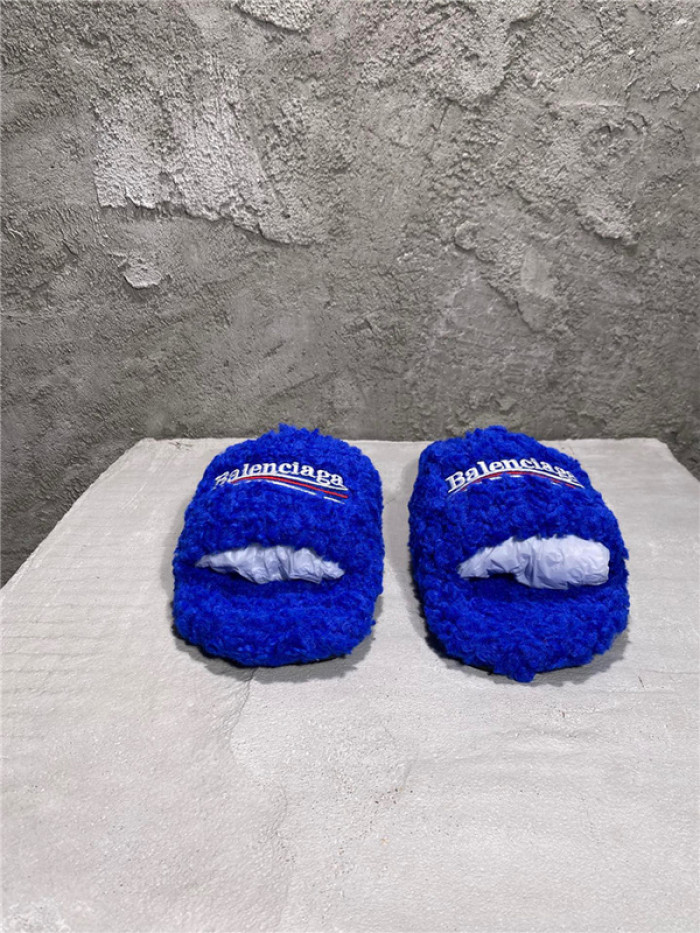 BLCG SLIPPERS