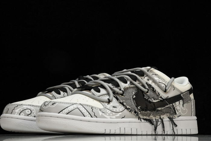 NIKE Dunk SB Low  DJ6188 101