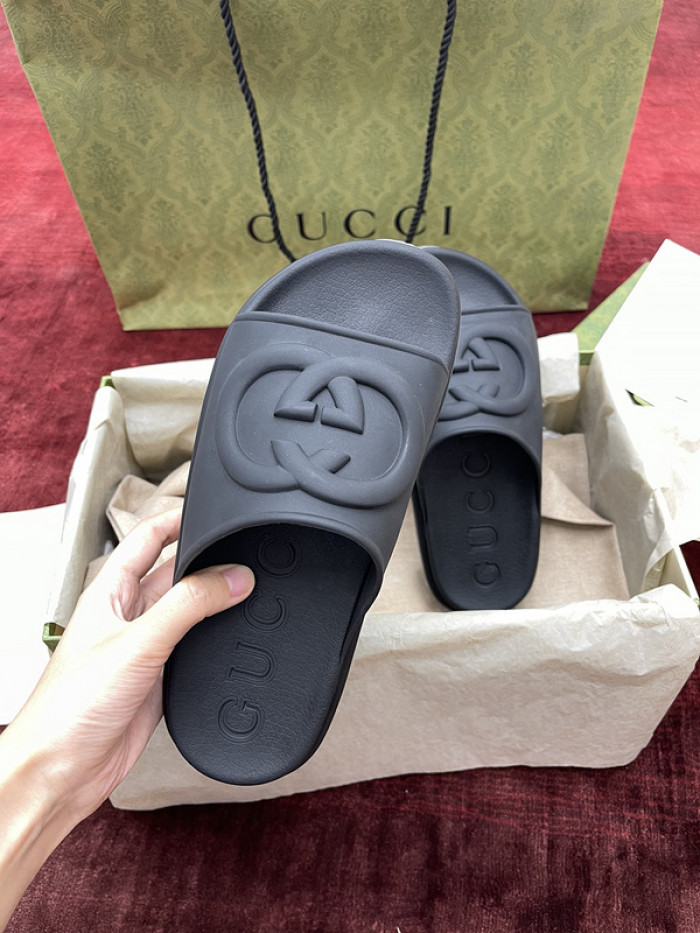 Gv*c slippers