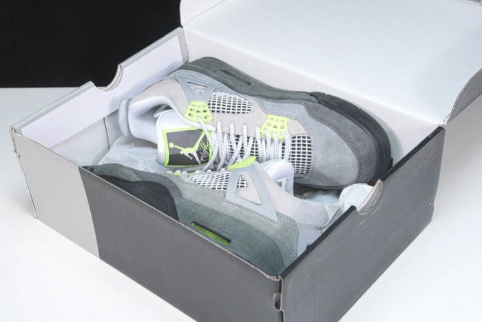 Air Jordan 4 Retro SE Neon CT5342-007