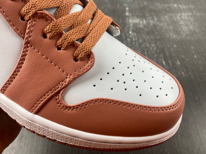 AIR JORDAN 1 LOW  DC0774-080