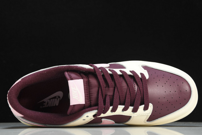 Nike Dunk Low SB DR9705-100