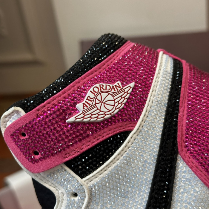 AIR JORDAN 1 RETRO  AJ-06