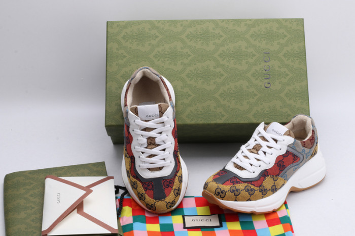 Gv*c rhyton vintage trainer sneaker
