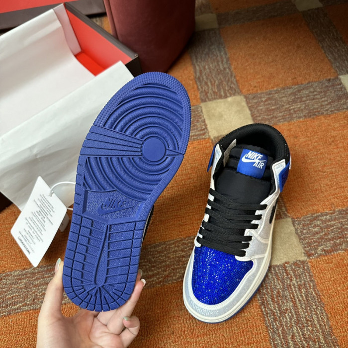 AIR JORDAN 1 RETRO  AJ-18