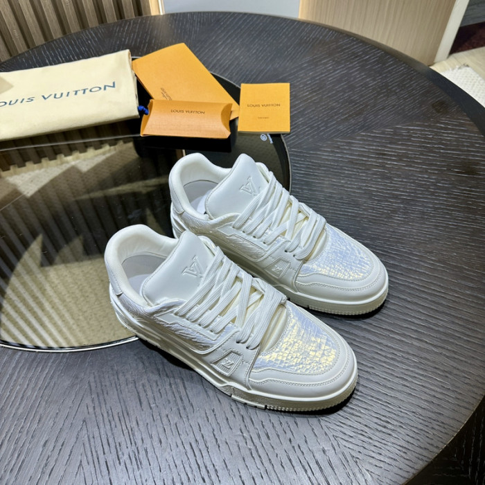 LV SNEAKER LOW FOR-LV204