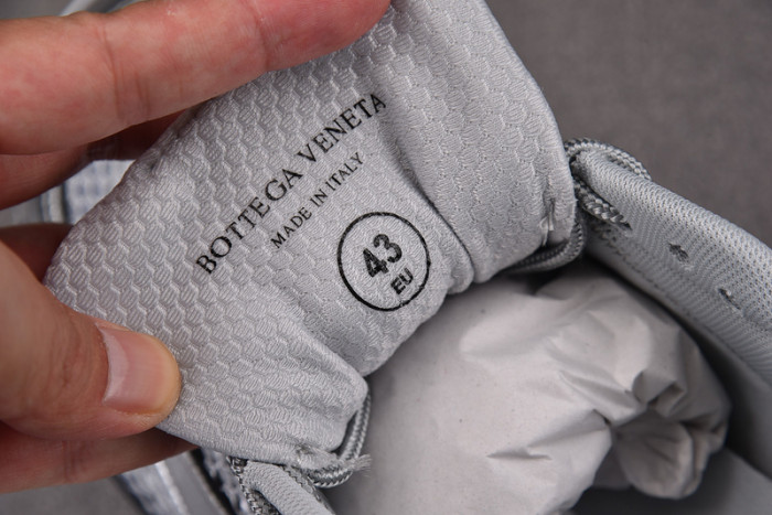 b0tt*ga Ven*ta orbit sneaker