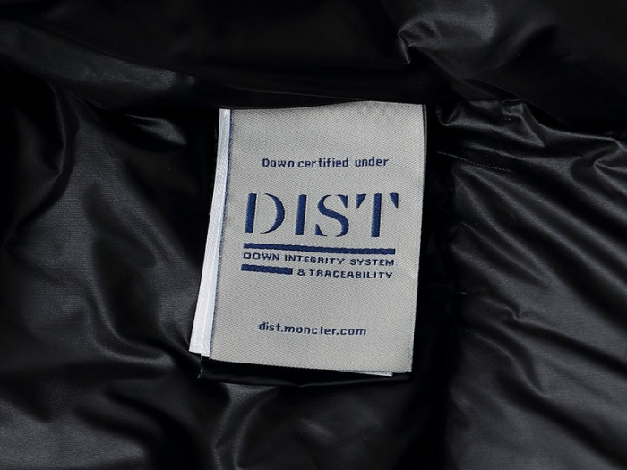 CLOTHES M0NCLER  MC03