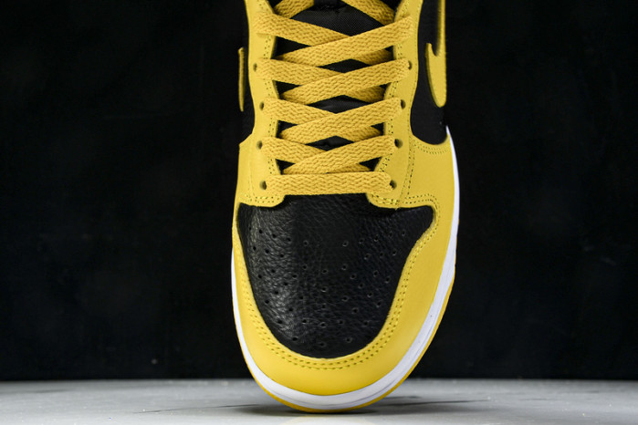 Nike  Dunk HIGH “Wu-Tang Clan”  HJ4320-001