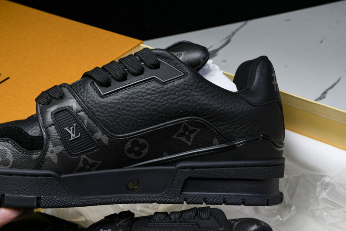 LV SNEAKER LOW FOR-LV210