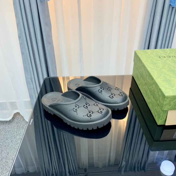 Gv*c slippers