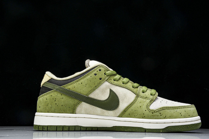 Yuto Horigome × Nike SB Dunk Low Pro QS Matcha HF8022-300