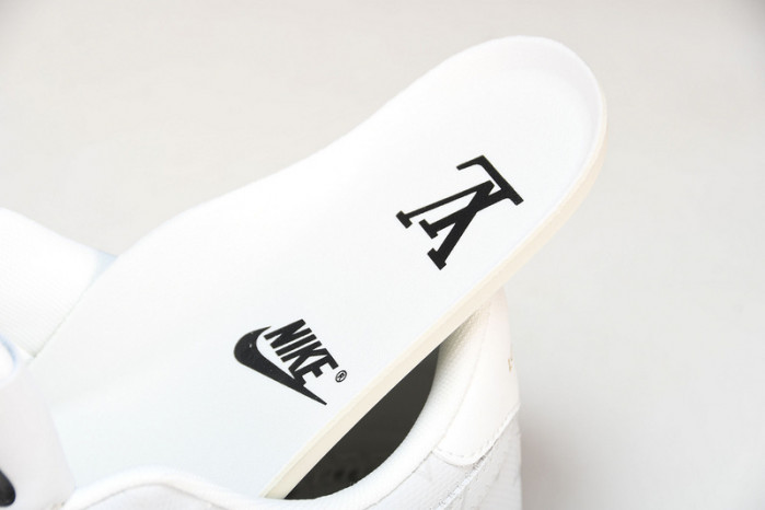 Nike Air Force 1 LV 022306
