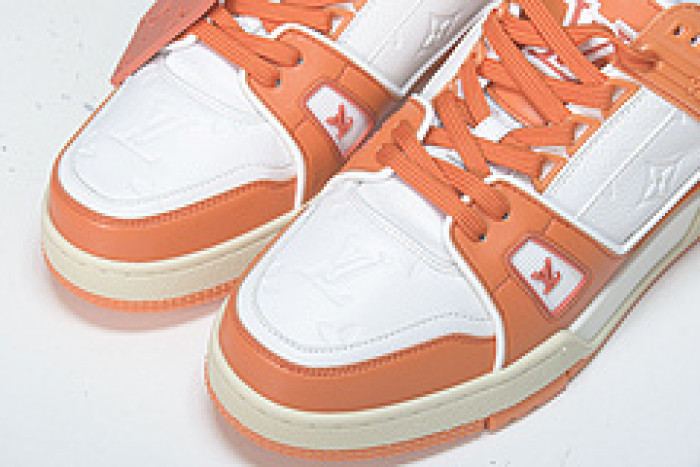LV SNEAKER LOW YEE-005