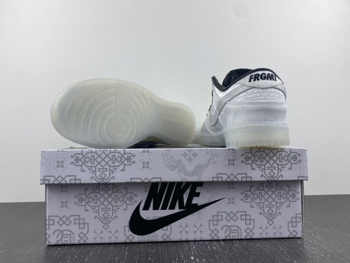 CLOT x fragment x Nike Dunk Low Colorway: White/Black  FN0315-110
