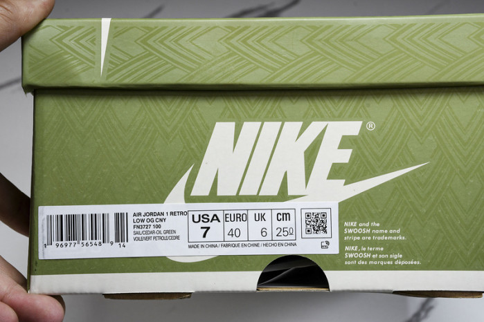 Air Jordan 1 Low OG “Year of the Dragon” FN3727-100