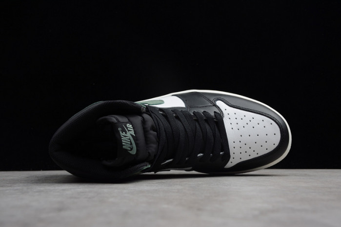 AIR JORDAN 1 RETRO HIGH OG “CLAY GREEN” 555088-135