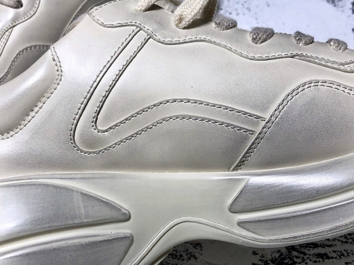 Gv*c trainer sneaker 552093 a9l00 9522.