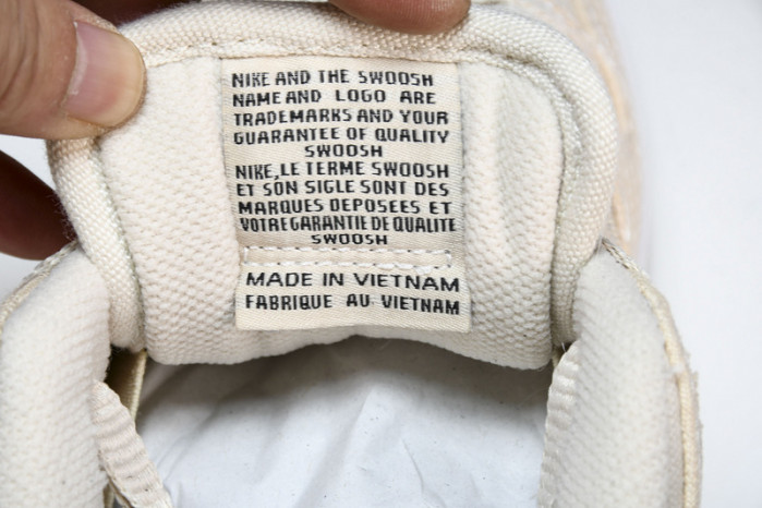 Albino & Preto x NK Dunk SB Low Pro QS“Pearl White”   FD2627-300