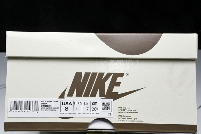 Travis Scott x Air Jordan 1 Low OG  “Medium Olive” DM7866-200