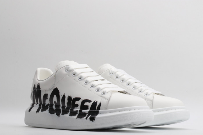 MQ Sneakers