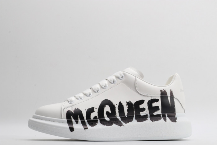 MQ Sneakers