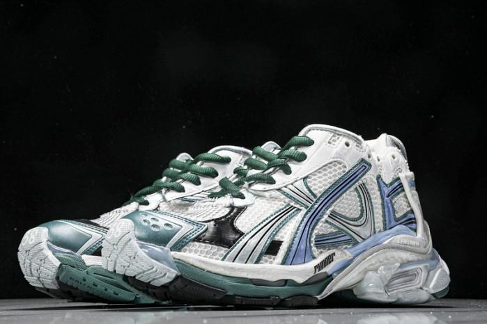 BLCG RUNNER  772774-W3RBW-0623