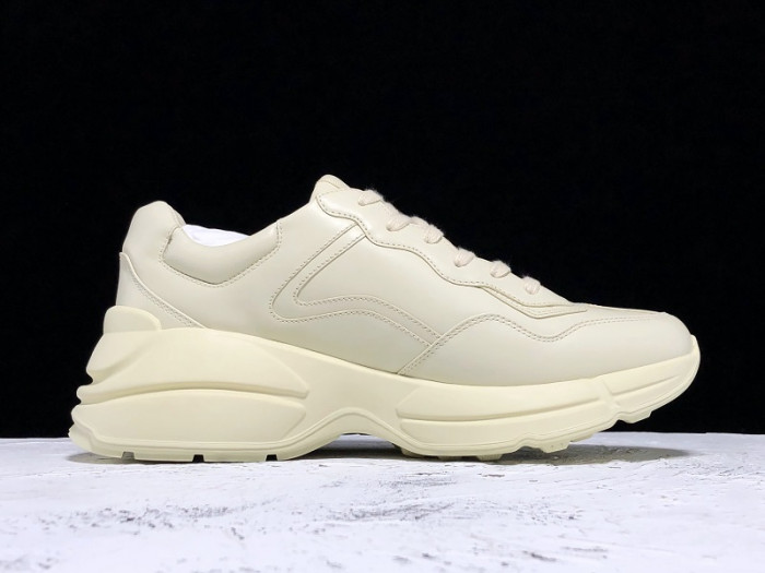 Gv*c trainer sneaker 528892 drw00 9522