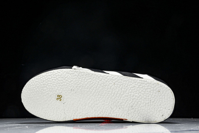 OF X  c/o Virgil Abloh Vulc Low Top 070902