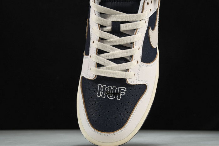 HUF x Nike SB Dunk Low “NYC” FD8775-100