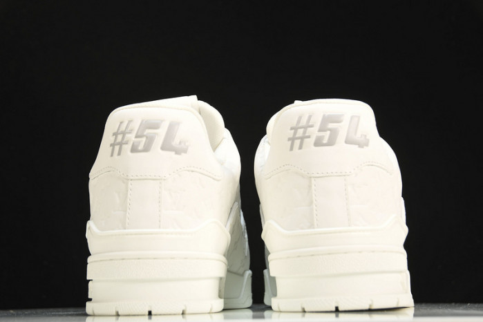 LV SNEAKER LOW FOR-LV8