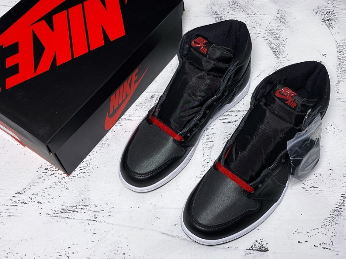 Air Jordan 1 Black Satin Gym Red 555088-060