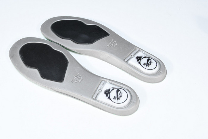 Grateful Dead x Nike SB Dunk Low “Green Bear” CJ5378-300