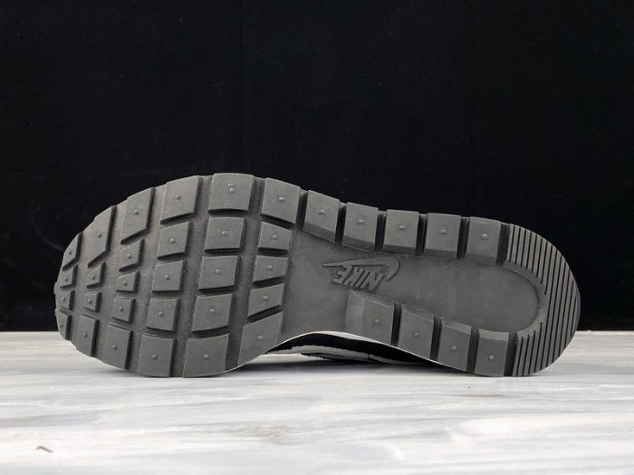 Sacai X NIKe regasus vaporrly SP BV0073-001