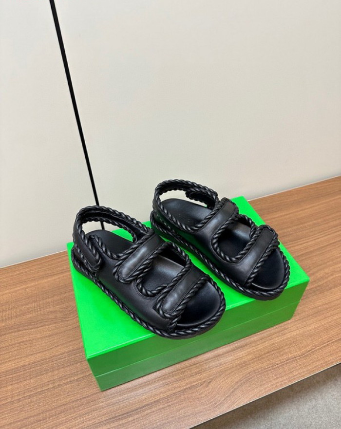 b0ttega Ven*ta  slides