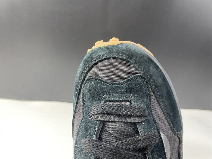 Nike Vaporwaffle Sacai Black Gum DD1875-001
