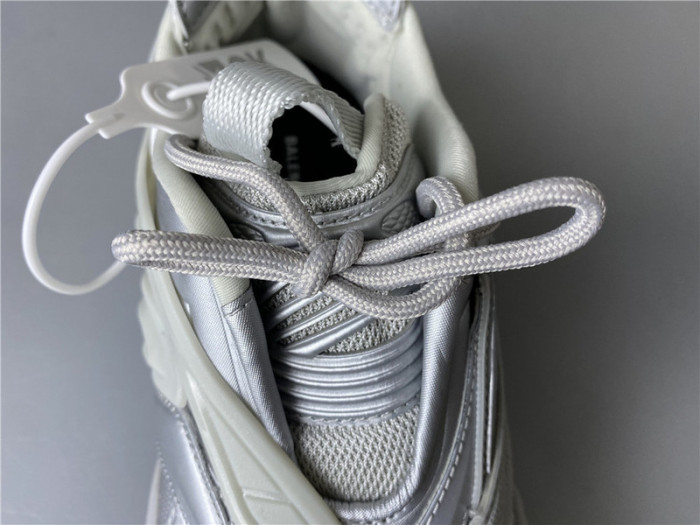 BLCG 5.0 TYREX 20SS RUNWAY SLIVER GREY 617517 W2WA1 8100