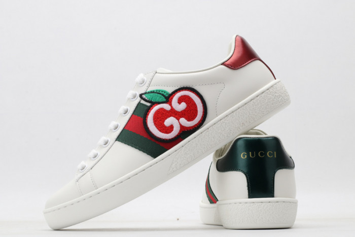 Gv*c ace embroidered low-top sneaker 611377d0pe09064