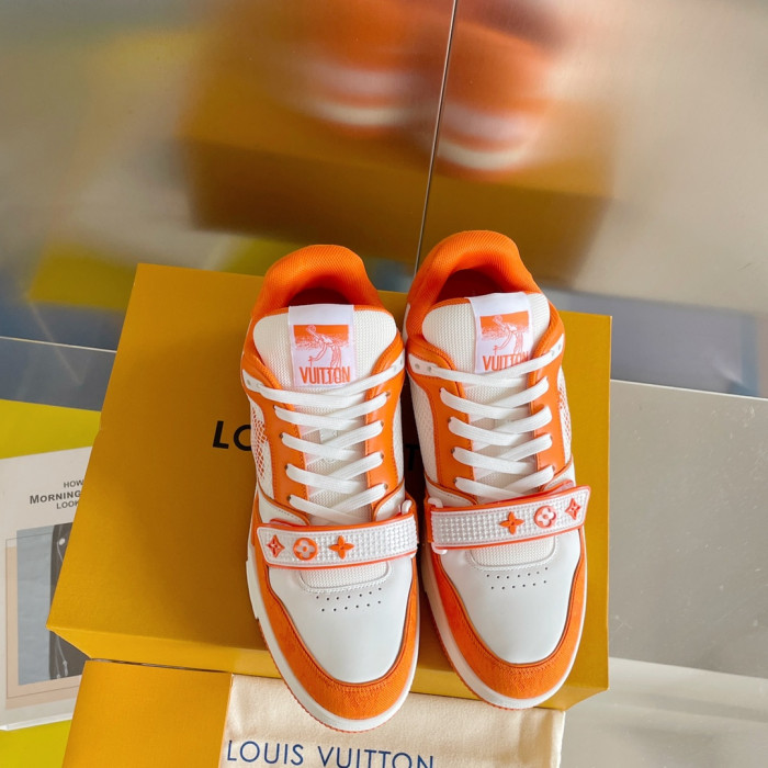 LV SNEAKER LOW  121302